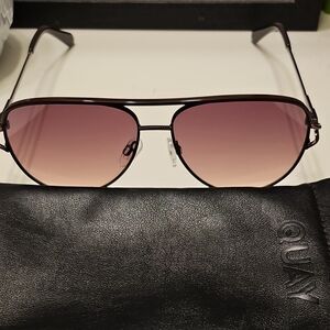 Quay Australia High Key Twist Sunglasses